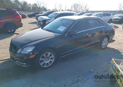 2013 Mercedes-Benz E 350 из США, поврежденный, VIN WDDHF5KB7DA690123